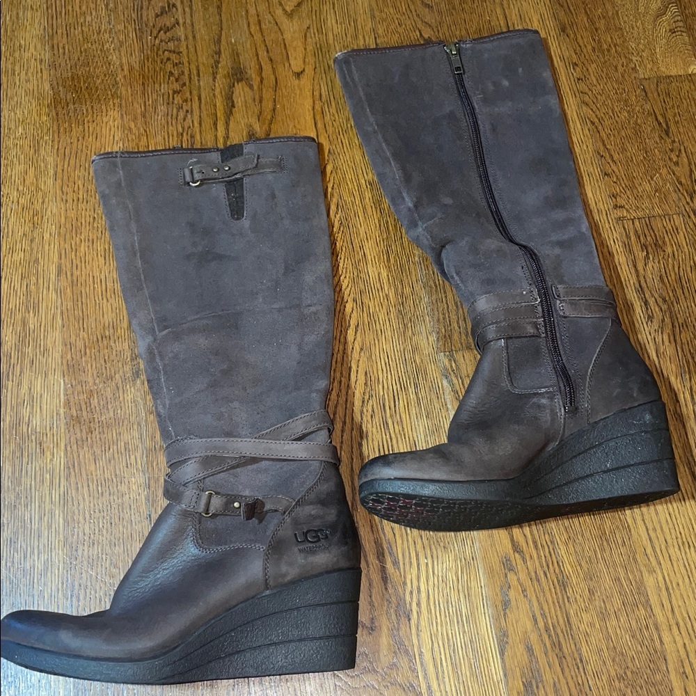 UGG Lesley wedge heel boots